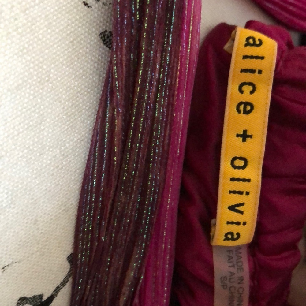 Alice + Olivia Top - Picture 7 of 8